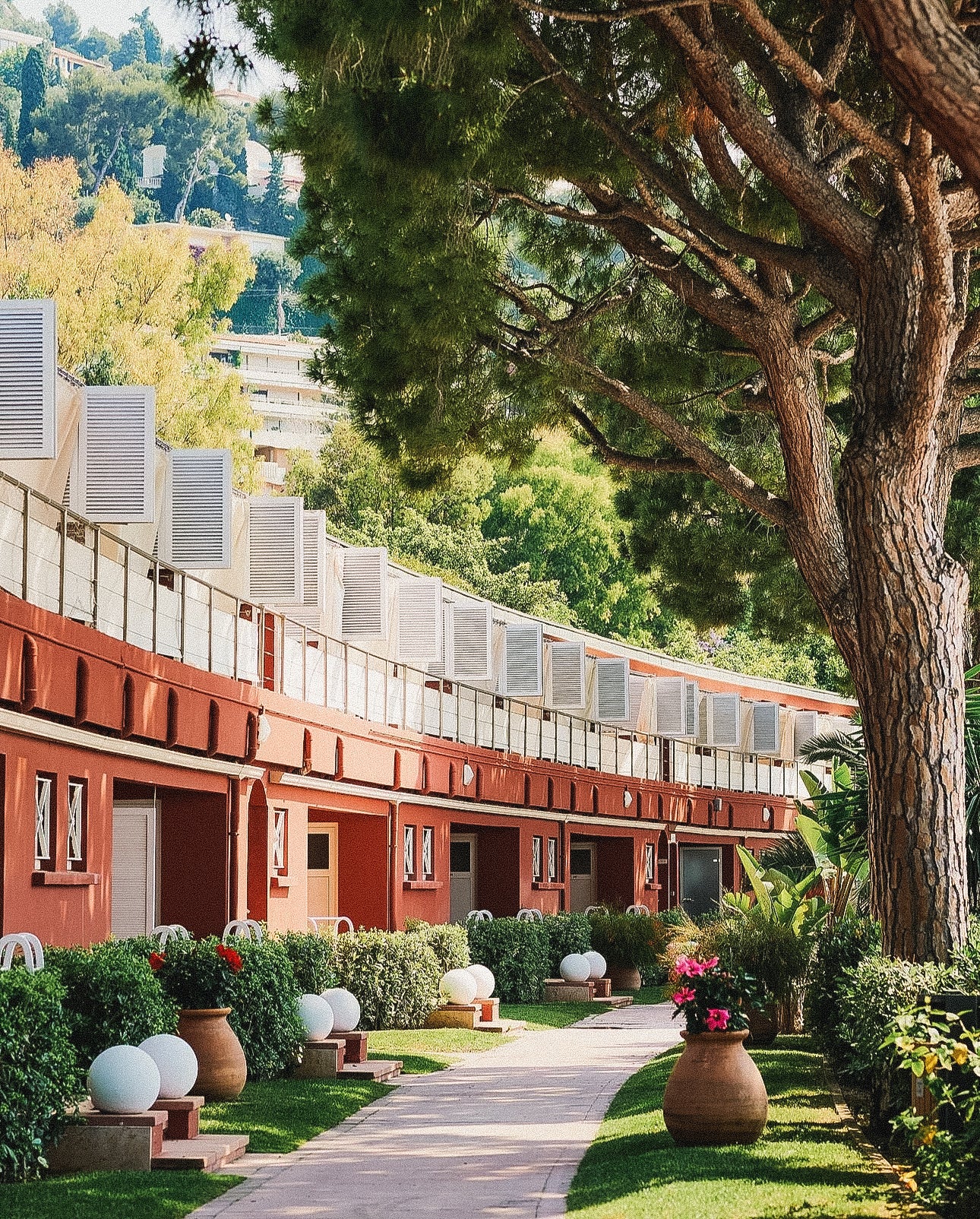 FRENCH RIVIERA - 8 Presets