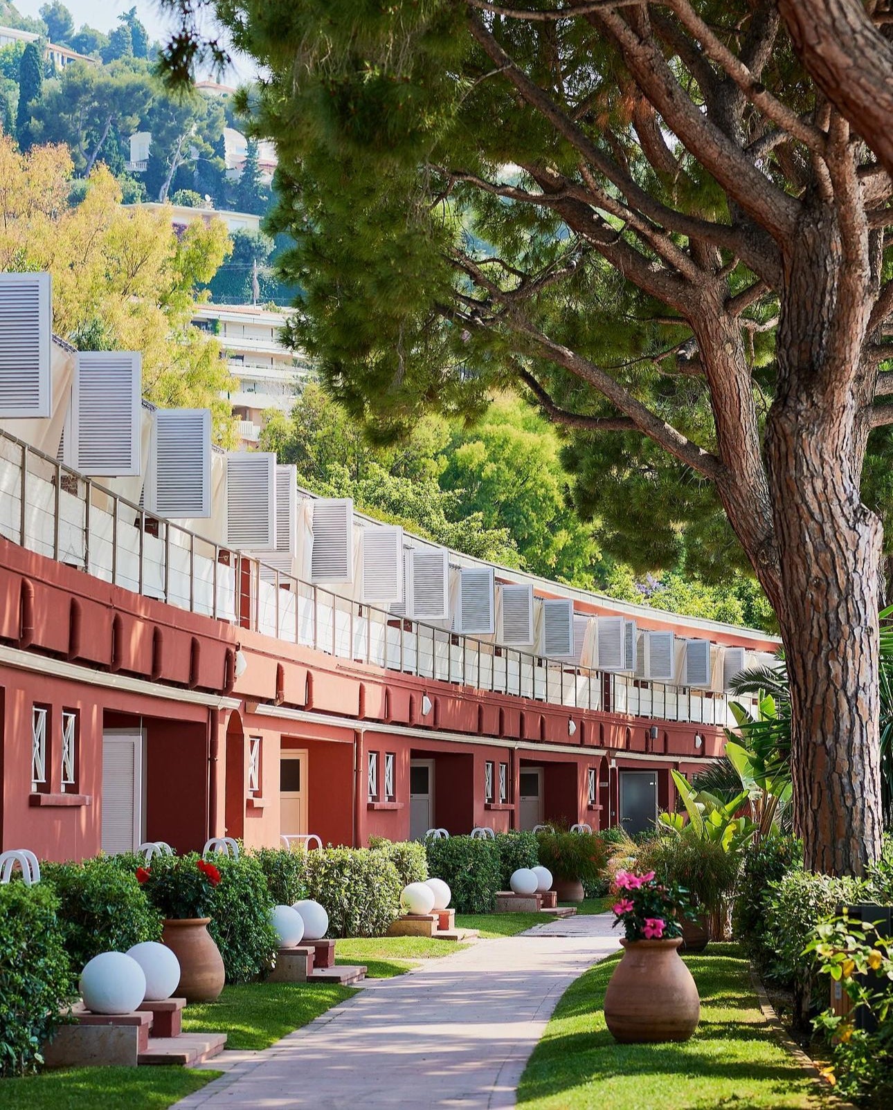 FRENCH RIVIERA - 8 Presets